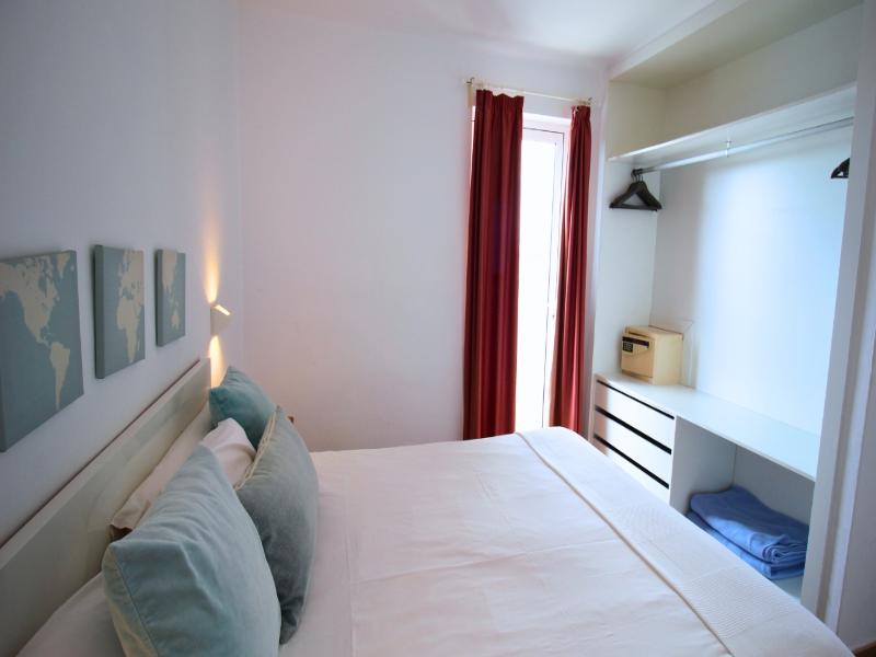 Neptuno Suites image