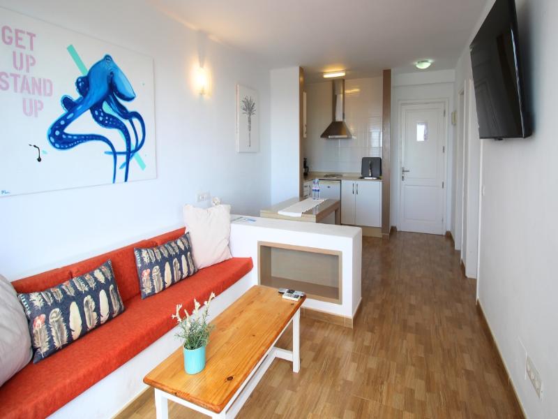 Neptuno Suites image