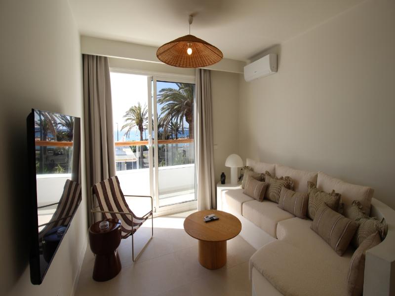 Neptuno Suites image