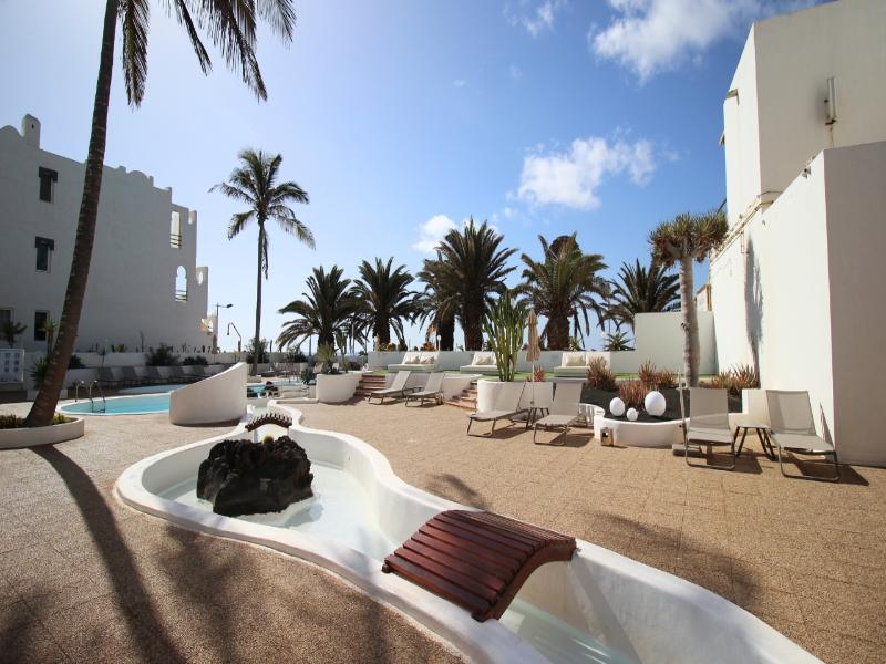 Neptuno Suites image