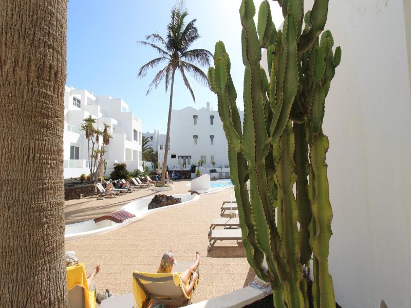 Neptuno Suites image