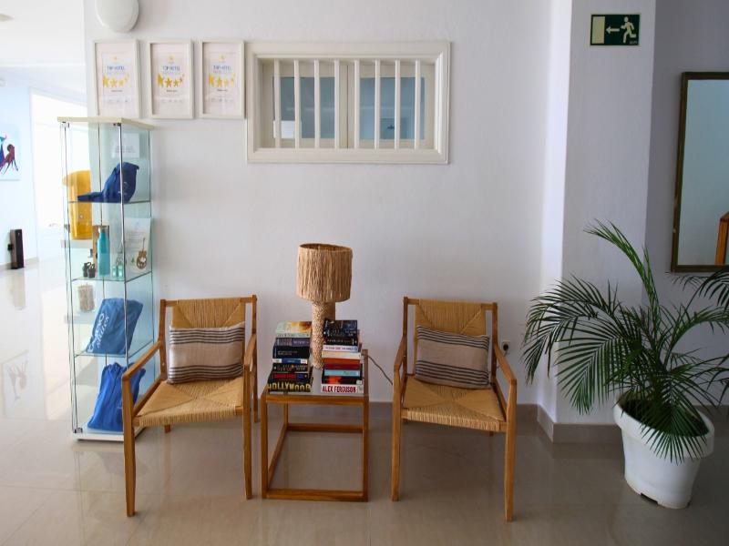 Neptuno Suites image