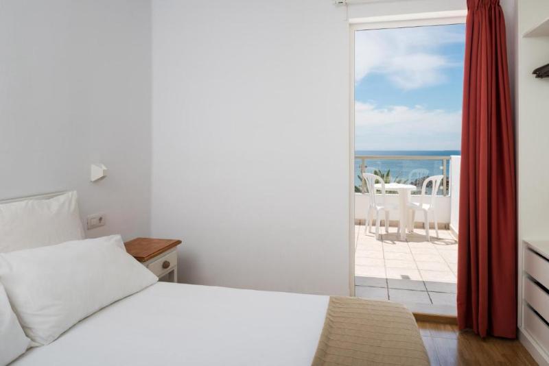 Neptuno Suites image