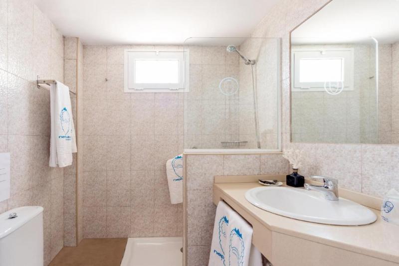 Neptuno Suites image