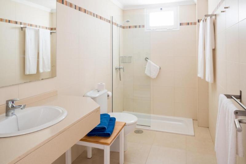 Neptuno Suites image