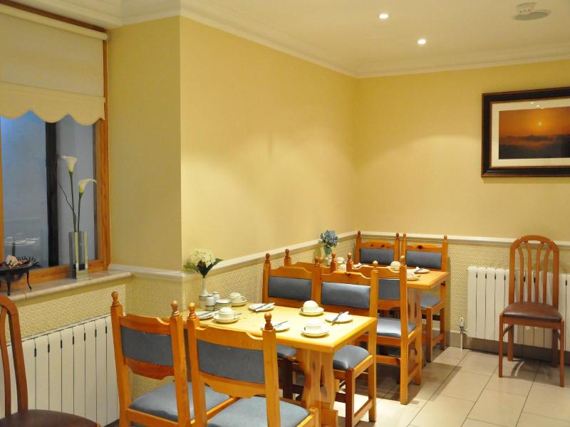 Olympic House Hotel image