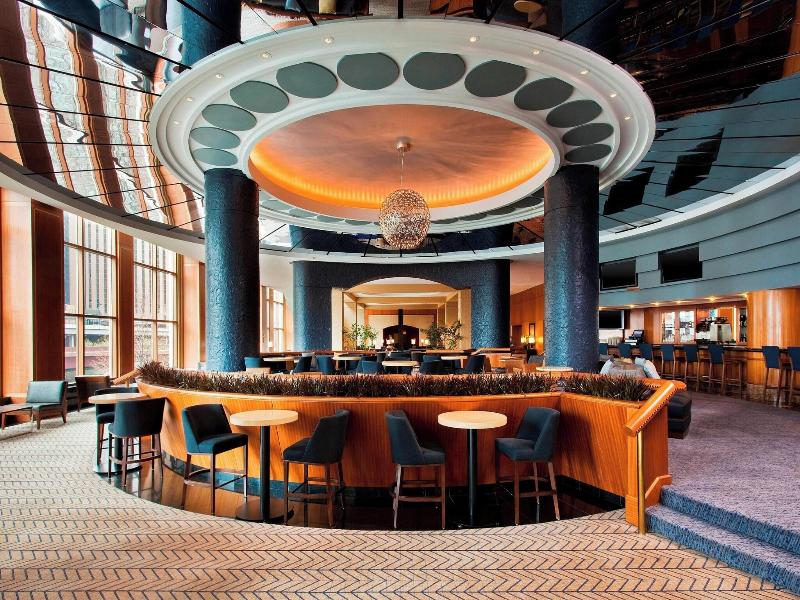 Sheraton Grand Chicago image