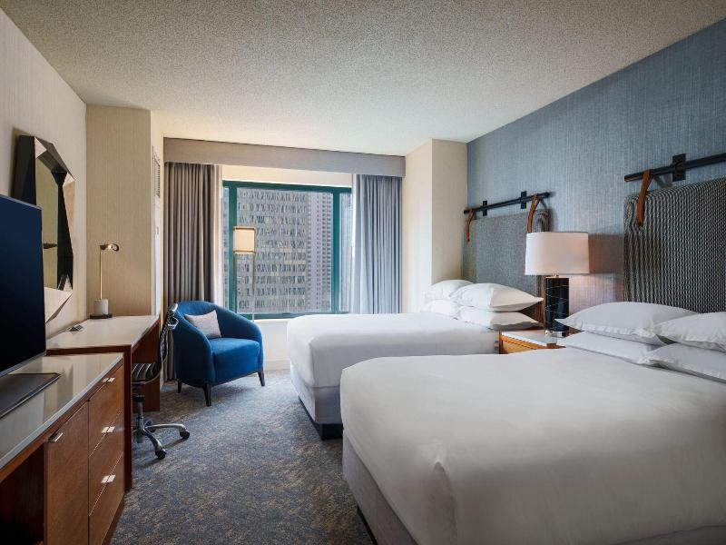 Sheraton Grand Chicago image