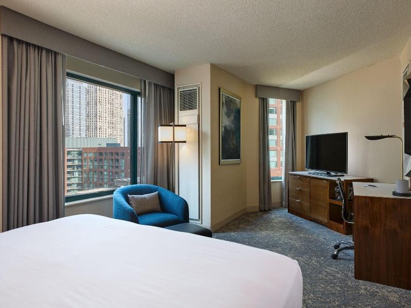 Sheraton Grand Chicago image
