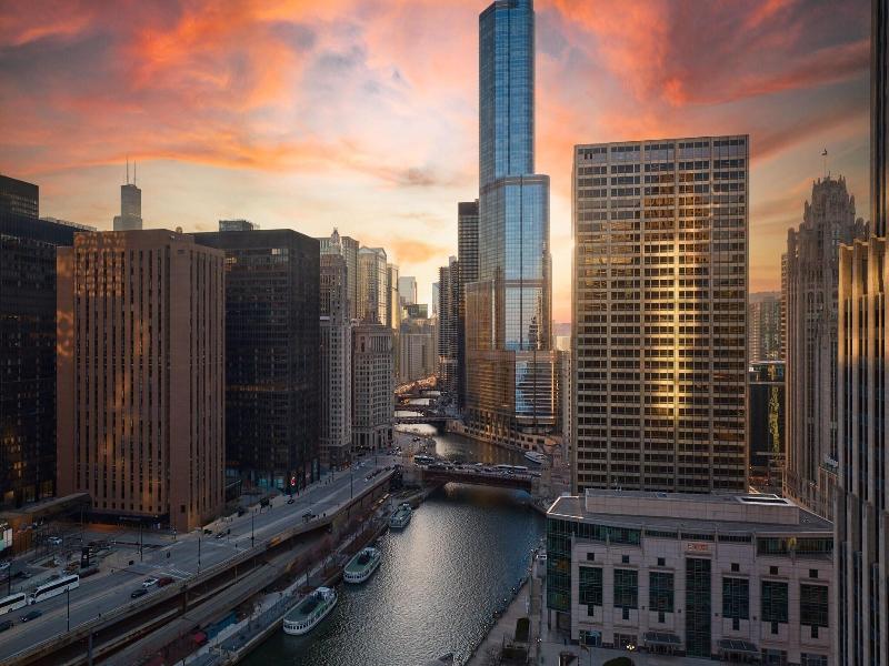 Sheraton Grand Chicago image