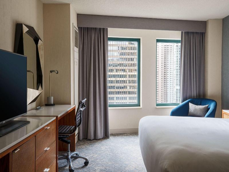 Sheraton Grand Chicago image