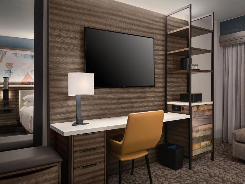 Marriott Boston Quincy image