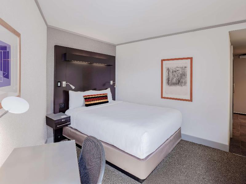 The Royal Sonesta Boston image