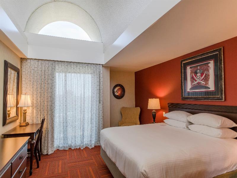 Howard Johnson by Wyndham Anaheim&Water Playground image