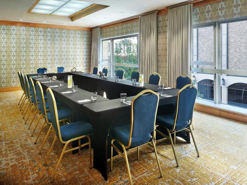 Stay in style at Renaissance New Orleans Pere Marquette French Q