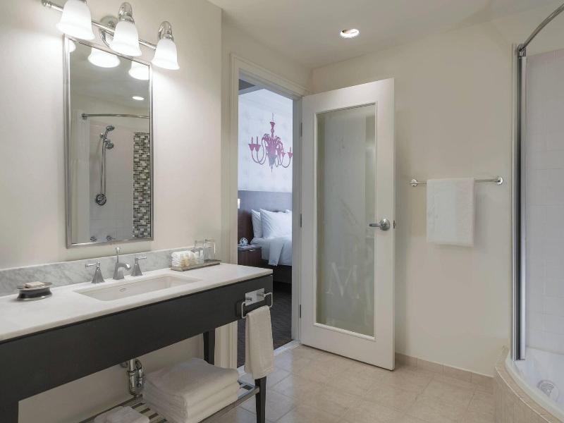 Stay in style at Renaissance New Orleans Pere Marquette French Q