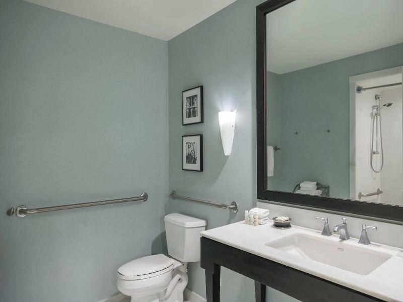 Stay in style at Renaissance New Orleans Pere Marquette French Q