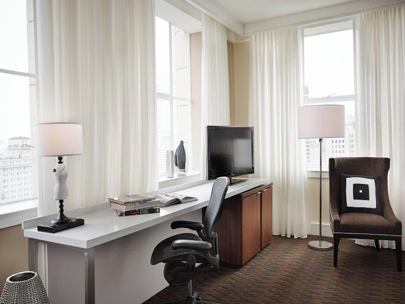 Stay in style at Renaissance New Orleans Pere Marquette French Q