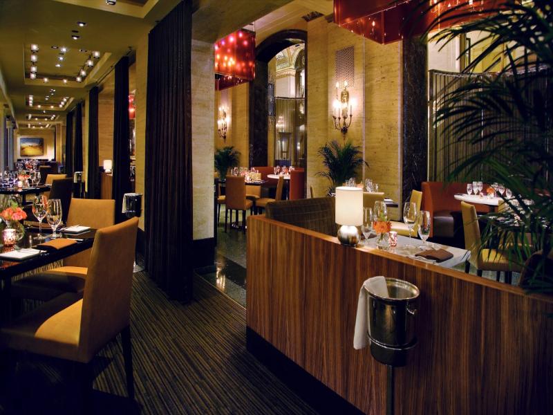 The Palmer House Hilton image