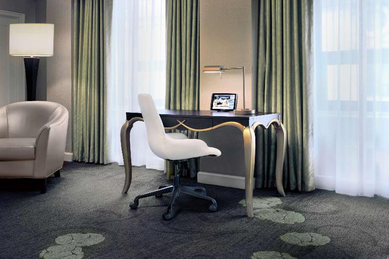 The Palmer House Hilton image