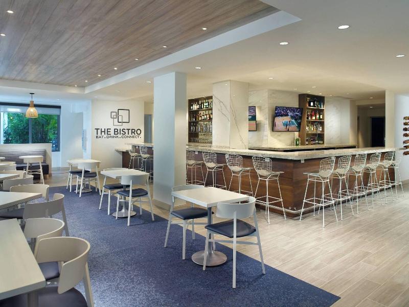 Courtyard Miami Coconut Grove image