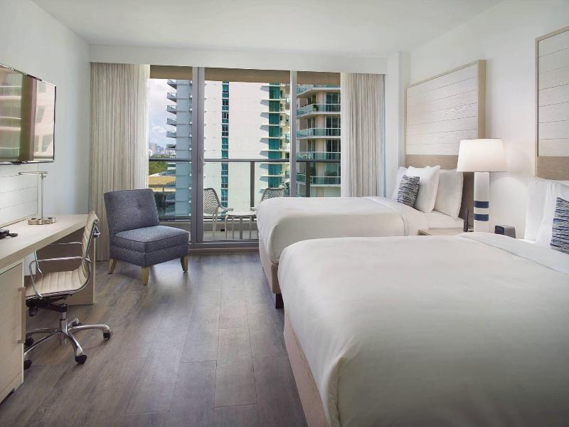 Courtyard Miami Coconut Grove image