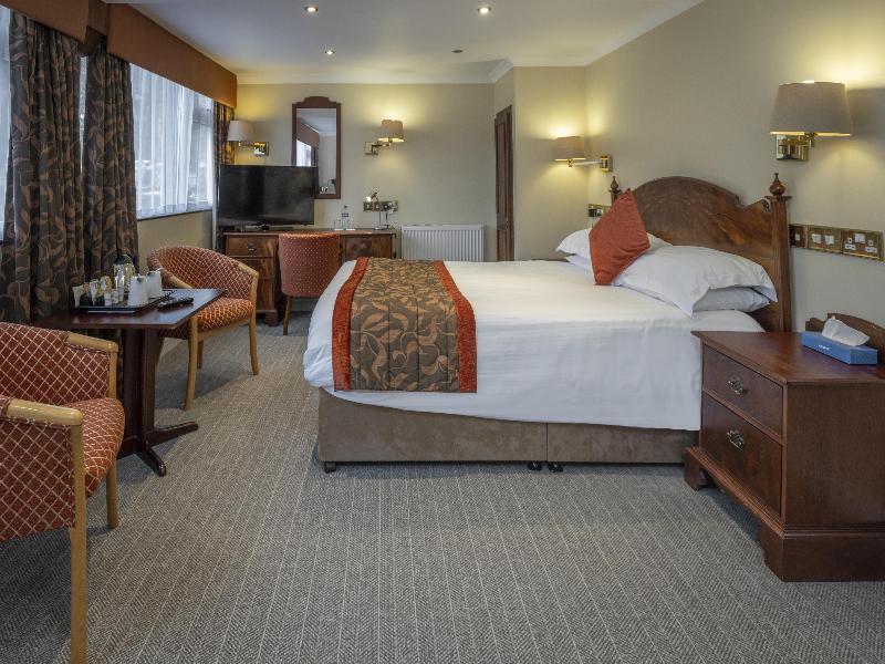 Best Western Lee Wood image
