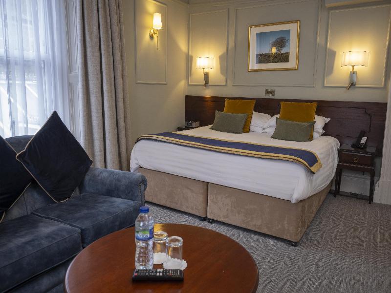 Best Western Lee Wood image