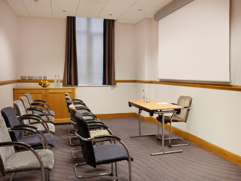 Leonardo Hotel London Croydon image