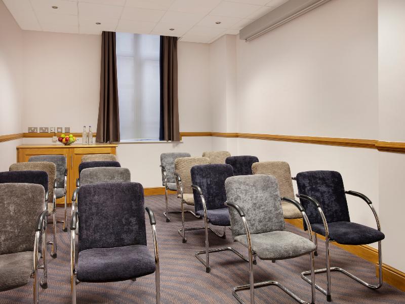 Leonardo Hotel London Croydon image