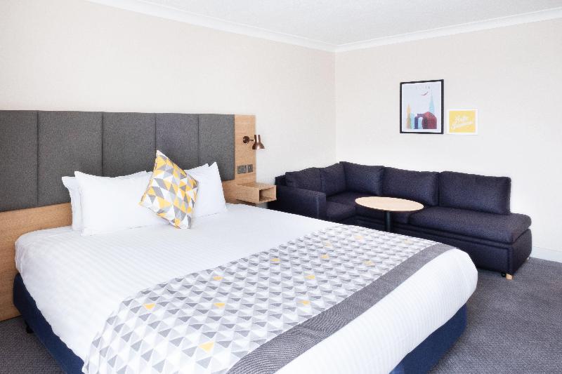 Holiday Inn Leicester image