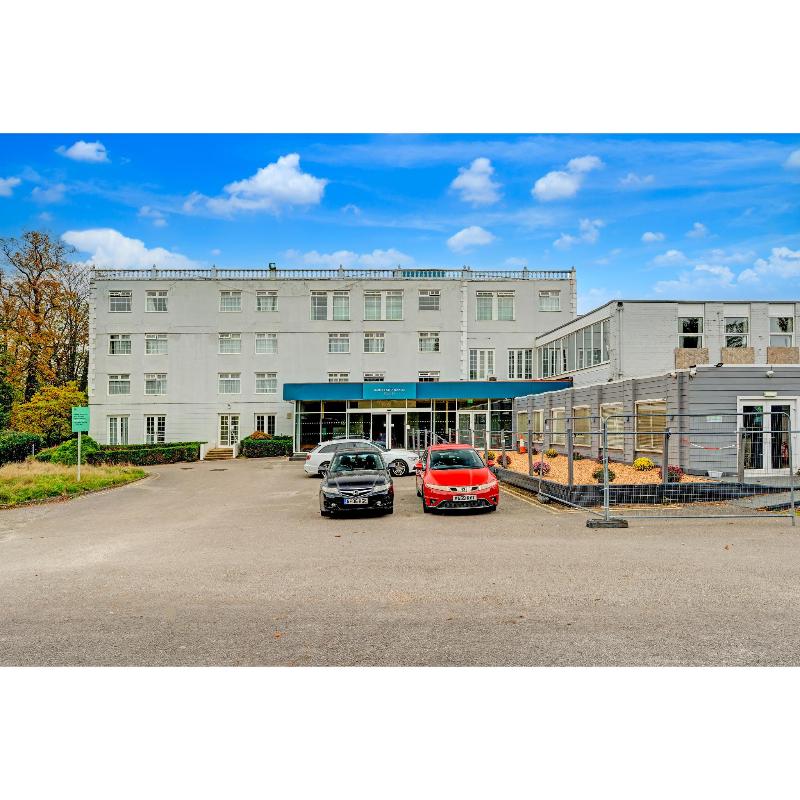 Manchester Airport Stanley Hotel By Belvilla image
