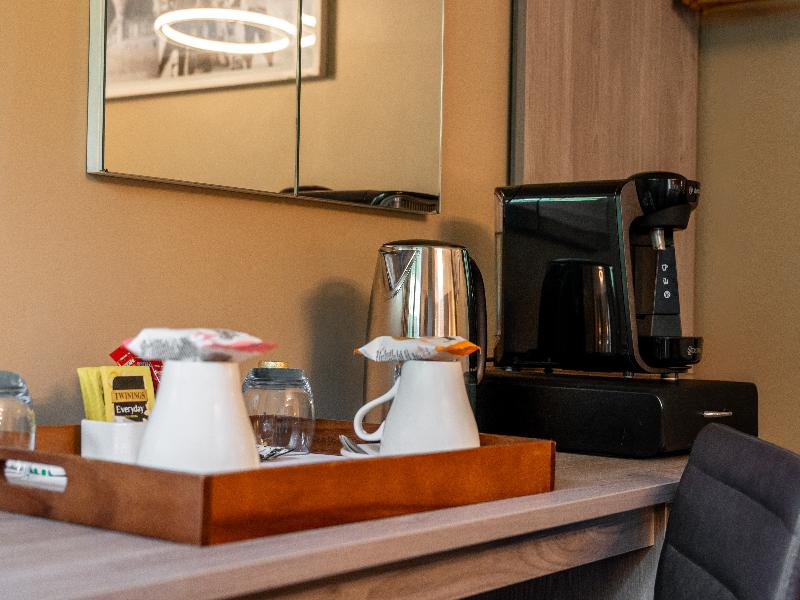 Airport Inn Manchester image