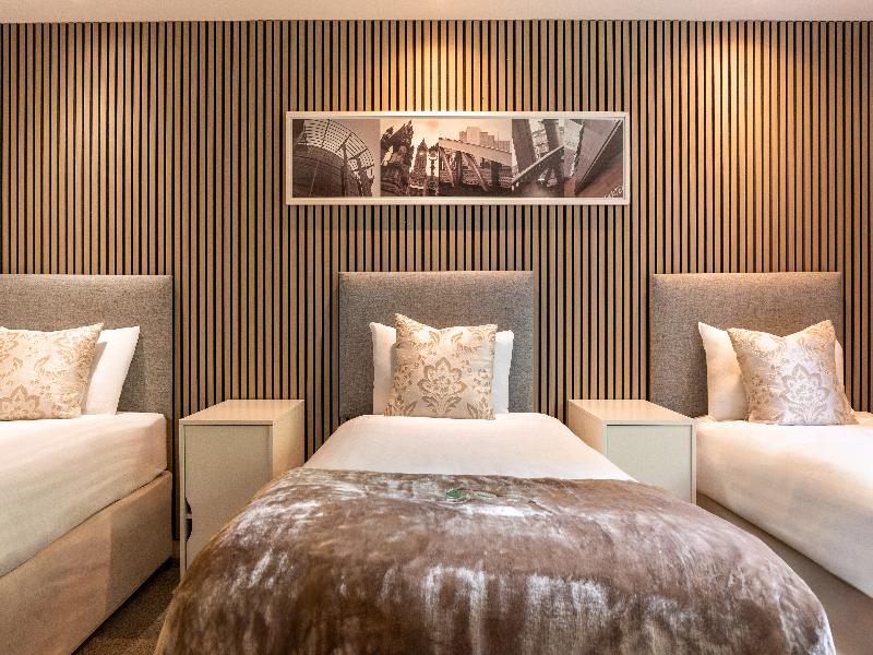 Airport Inn Manchester image