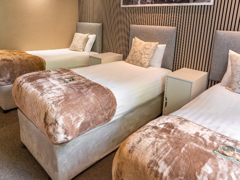 Airport Inn Manchester image