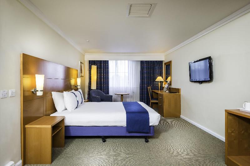 Holiday Inn London - Sutton image