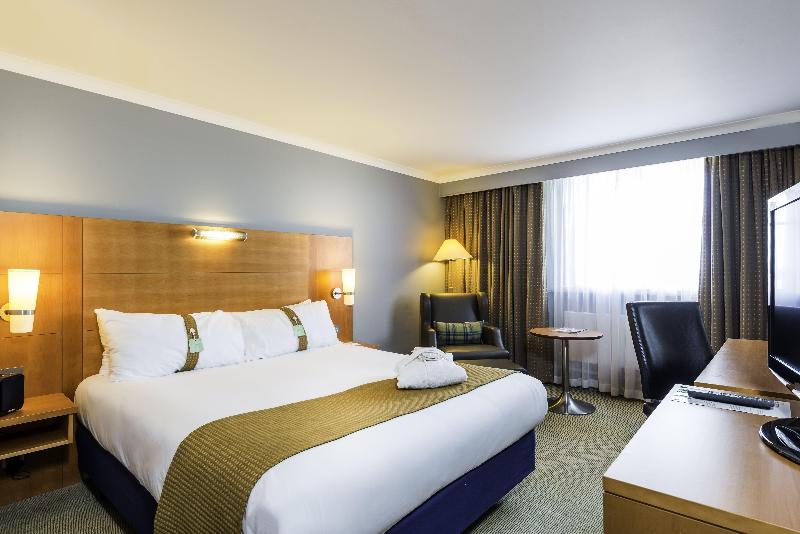 Holiday Inn London - Sutton image