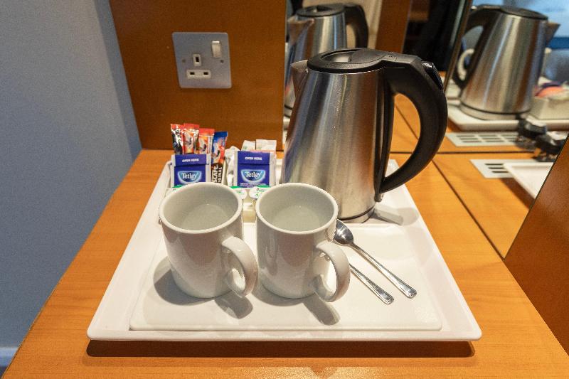 Holiday Inn London - Sutton image