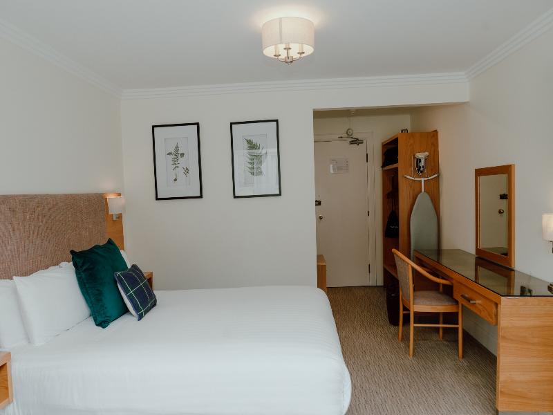 Fishers Hotel image