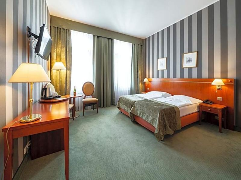 Hotel Raffaello image