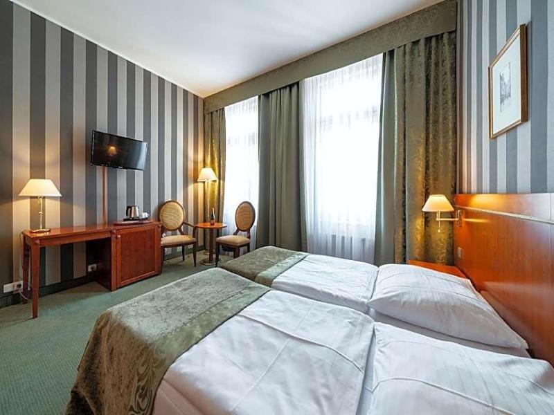 Hotel Raffaello image