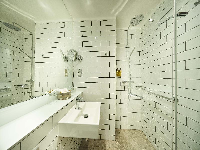 Loch Fyne Hotel & Spa image