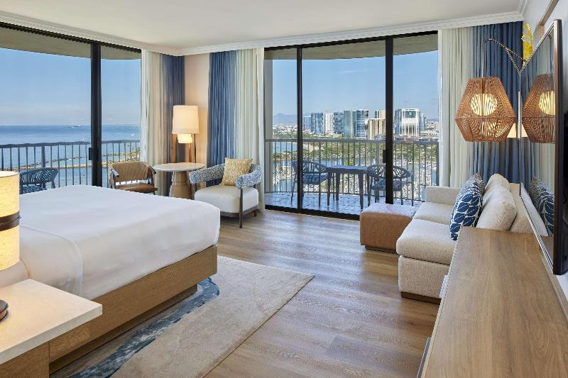 Hilton Hawaiian Village Waikiki Beach Resort image