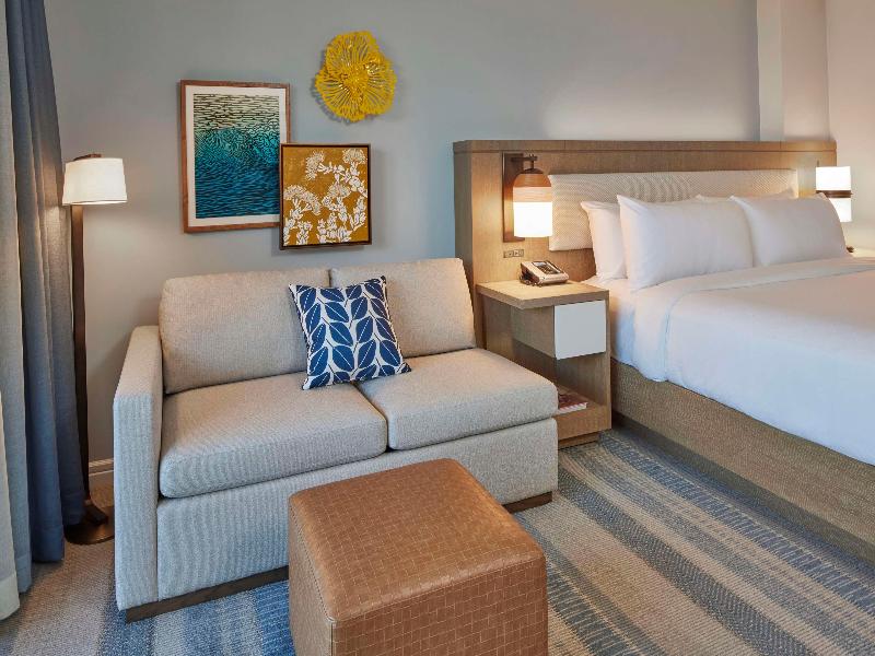 Hilton Hawaiian Village Waikiki Beach Resort image