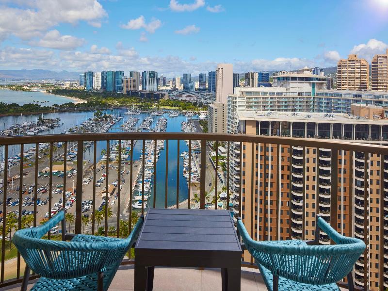 Hilton Hawaiian Village Waikiki Beach Resort image