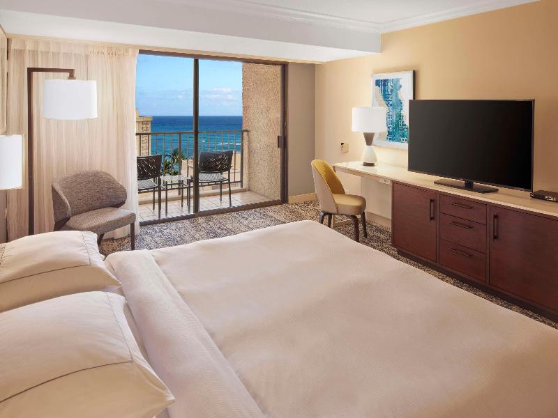 Hilton Hawaiian Village Waikiki Beach Resort image