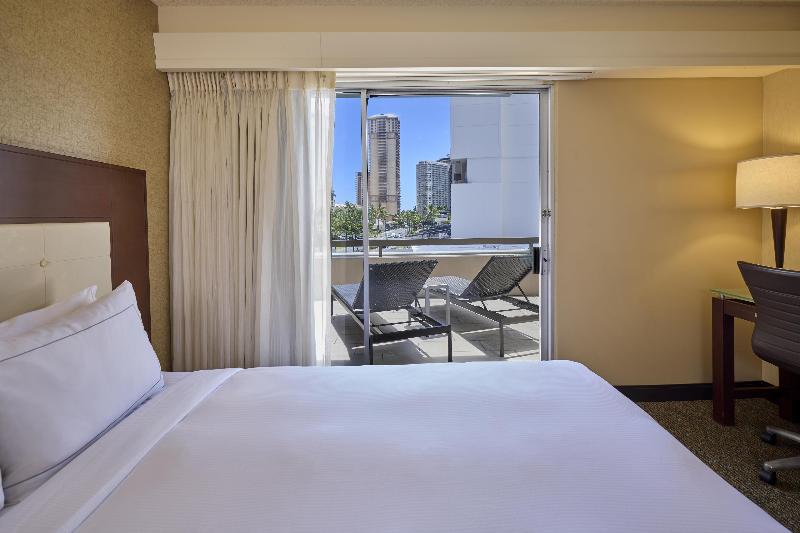 Doubletree By Hilton Alana - Waikiki Beach image