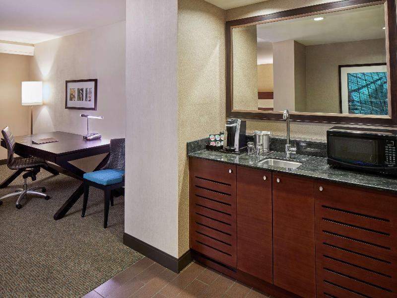 Doubletree By Hilton Alana - Waikiki Beach image