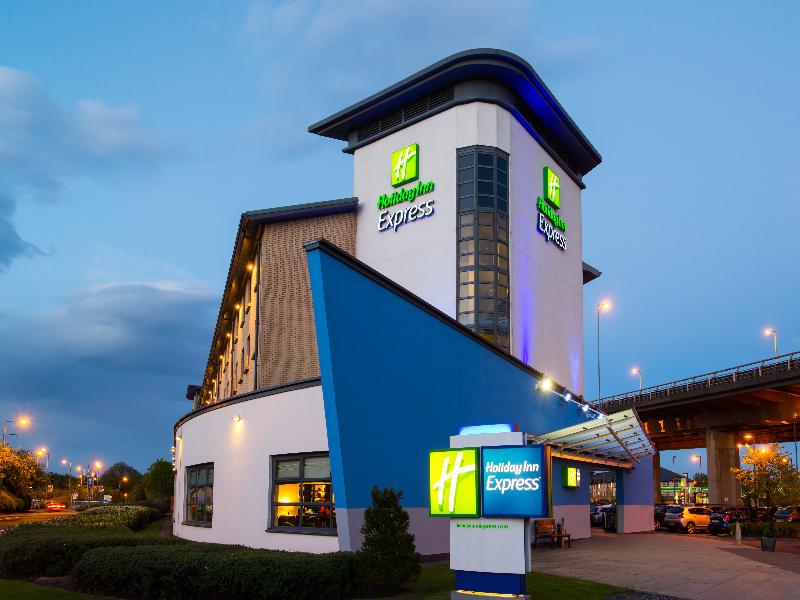 Holiday Inn Express Glasgow Airport image