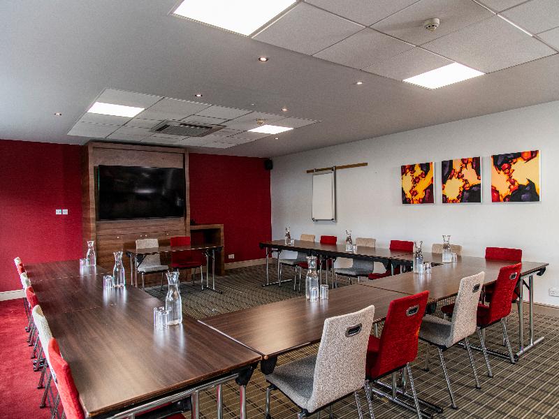 Holiday Inn Express Glasgow Airport image